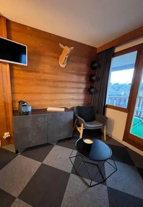 Studio 4 Personnes Plein Centre Huez 0*,  France